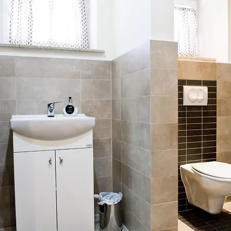 U Bohuna Jacuzzi & Sauna Apartment
