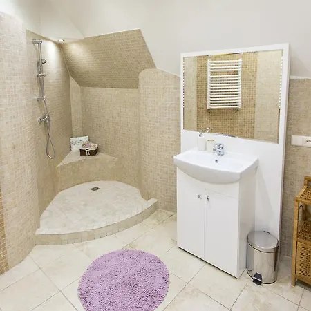 Апартаменты U Bohuna Jacuzzi & Sauna *