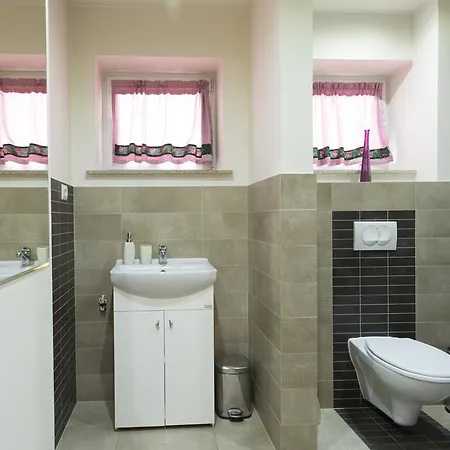 U Bohuna Jacuzzi & Sauna *